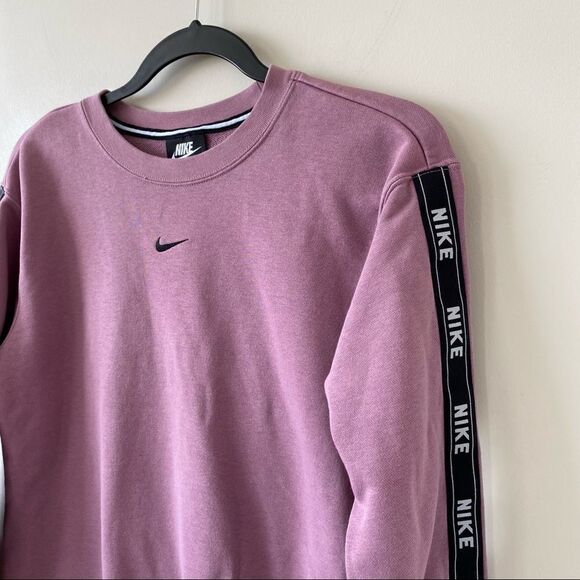 NIKE-CREW Logo Tape Pullover Sweatshirt - Picture 5 of 11